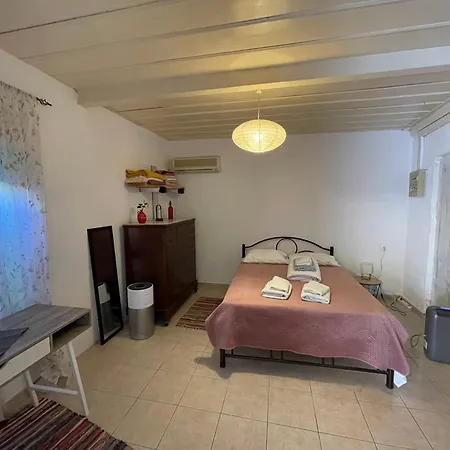 Corfu Sleeps 3 With Patio Apartment Corfu (city)